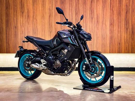YAMAHA MT-09 